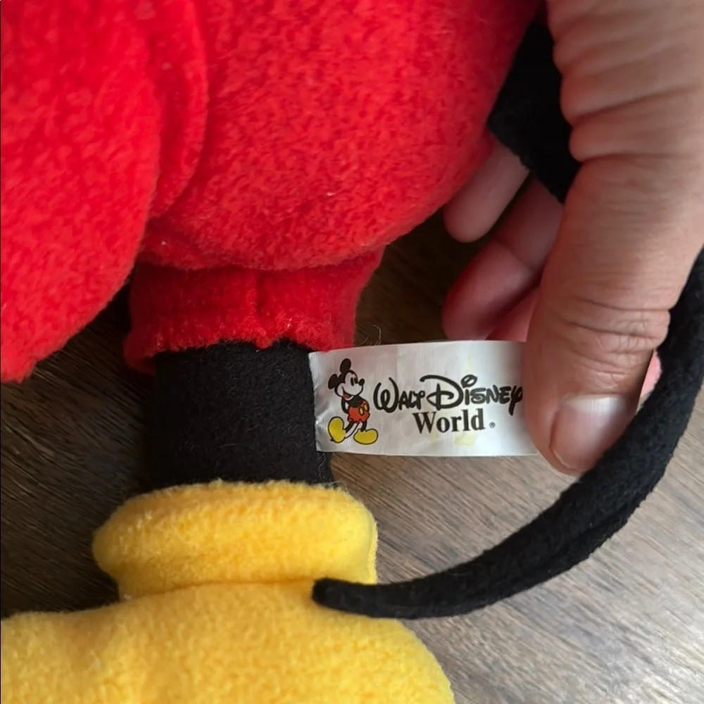 Walt Disney World‎ Mickey Mouse 100 Years of Magic Mickey
